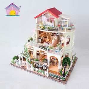 Трехэтажная вилла DIY Dollhouse Miniature